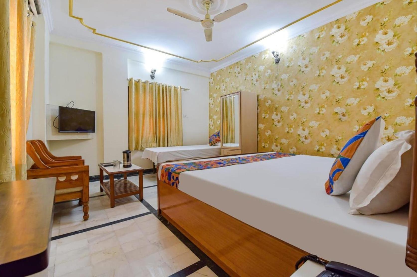 Hotel Vijay Niwas ชัยปุระ ภายนอก รูปภาพ